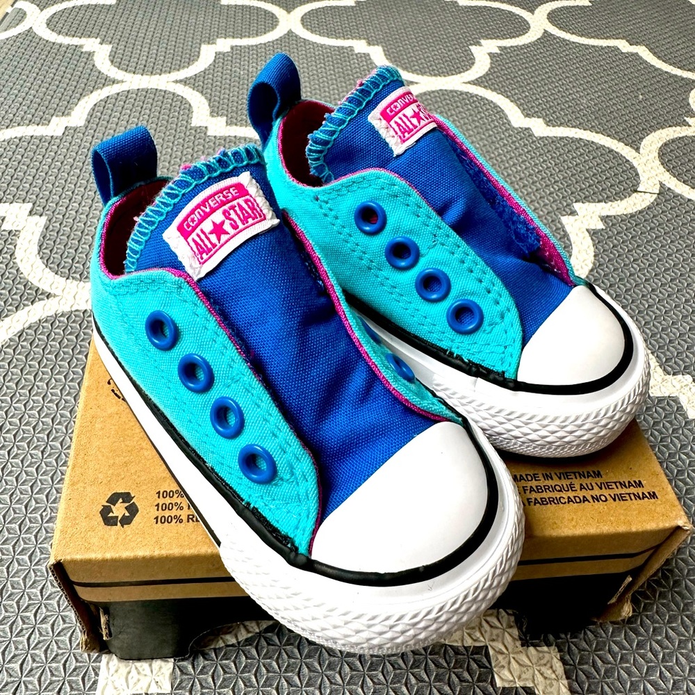 NEW CONVERSE kids blue and magenta slip on shoes